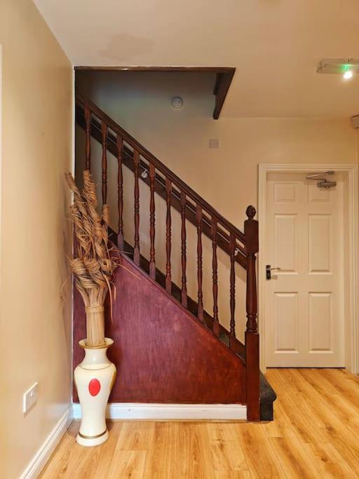 솔리헐 Luxury 5-Bed House Near Nec & Bhx 아파트 외부 사진