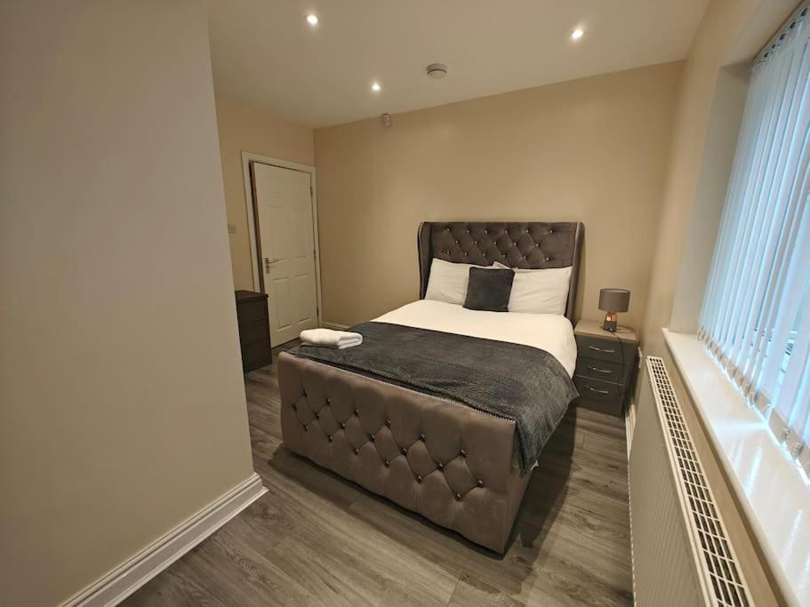 솔리헐 Luxury 5-Bed House Near Nec & Bhx 아파트 외부 사진